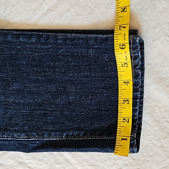 Levi's boyfriend cropped jeans mid rise dark wash slim leg size W27 - Picture 9 of 16